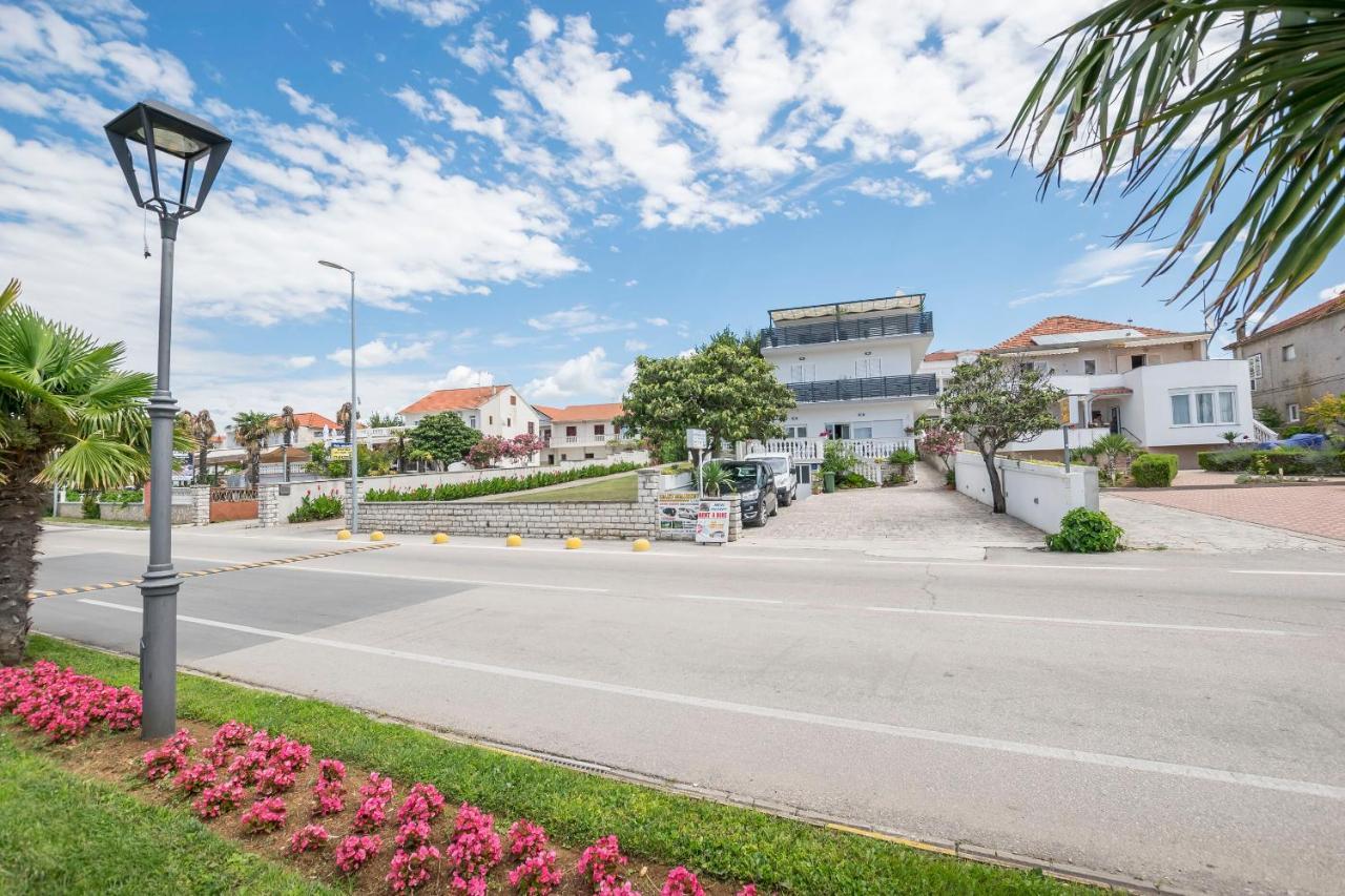 Apartments And Rooms Mare Водице Экстерьер фото