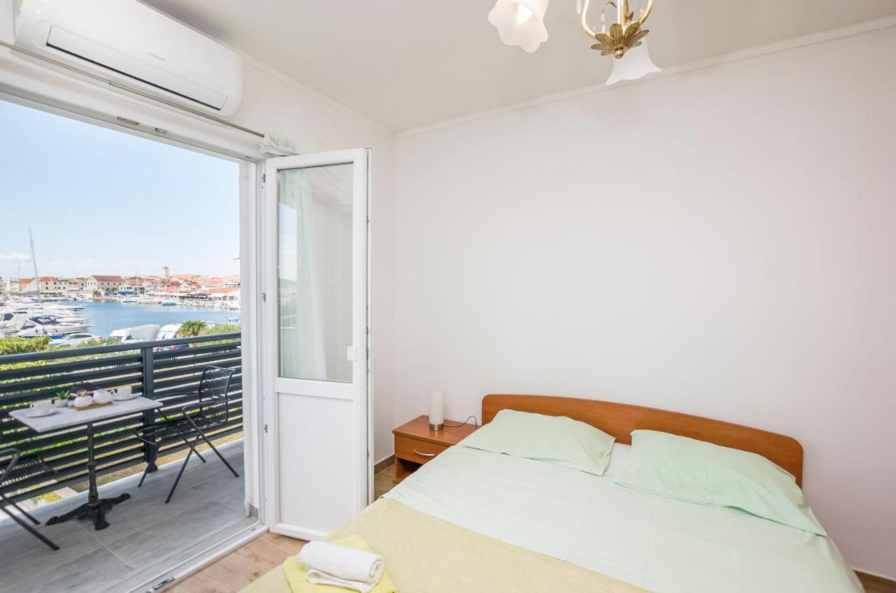 Apartments And Rooms Mare Водице Экстерьер фото