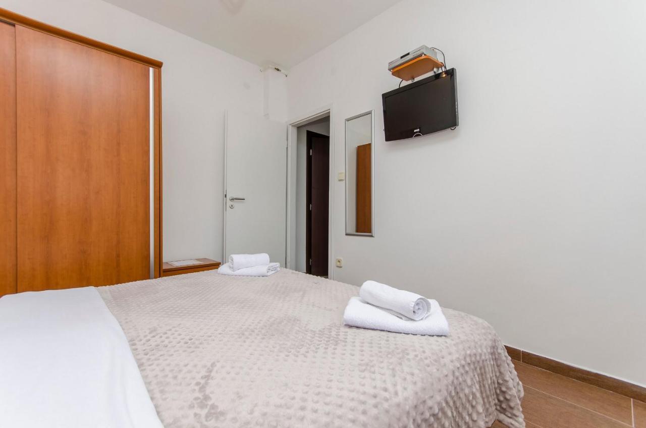 Apartments And Rooms Mare Водице Экстерьер фото