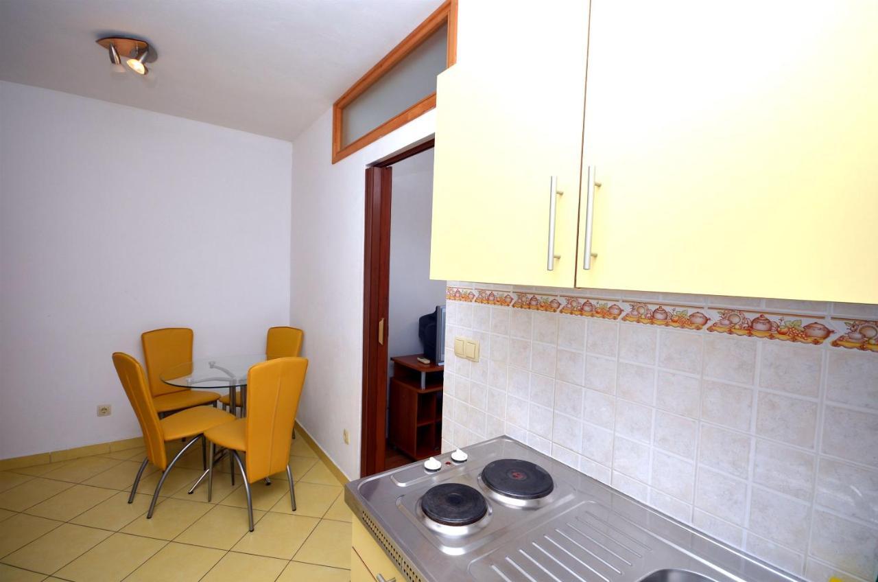Apartments And Rooms Mare Водице Экстерьер фото